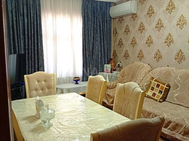 Satılır 3 otaqlı köhnə tikili 65 m², Qara Qarayev m., photo 1 from 22