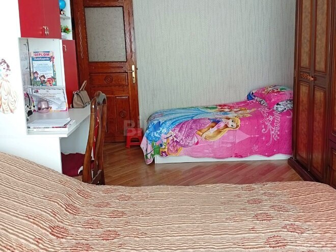 Satılır 3 otaqlı köhnə tikili 65 m², Qara Qarayev m., photo 9 from 22