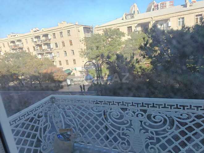 İcarəyə verilir 3 otaqlı köhnə tikili 140 m², Elmlər Akademiyası m., photo 17 from 19