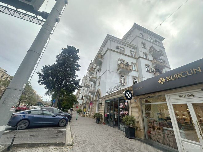 İcarəyə verilir 3 otaqlı köhnə tikili 140 m², Elmlər Akademiyası m., photo 18 from 19