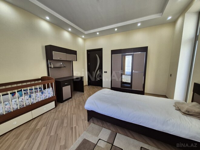 Сдаётся 4-комн. новостройка 200 м², м. Низами, photo 11 from 17