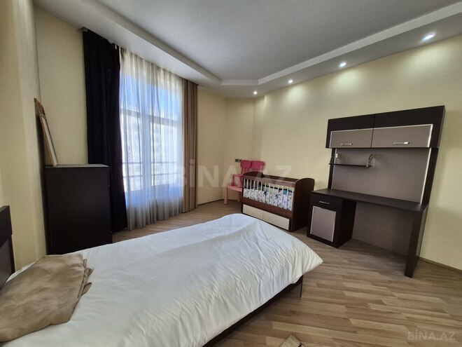 Сдаётся 4-комн. новостройка 200 м², м. Низами, photo 9 from 17