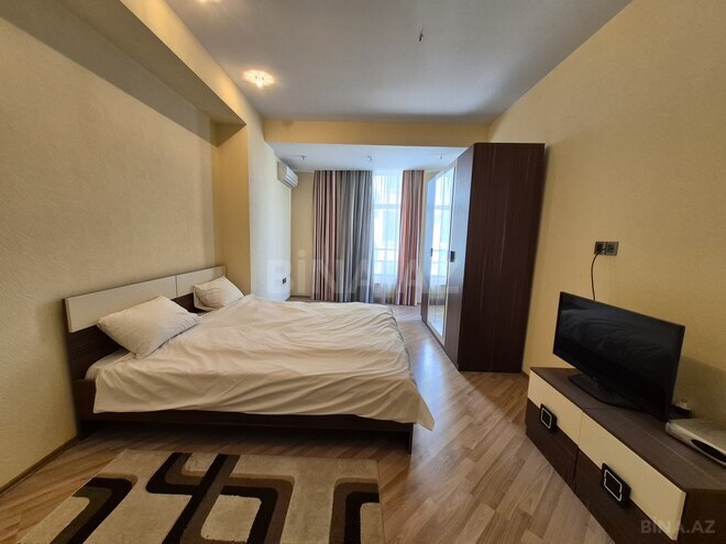 Сдаётся 4-комн. новостройка 200 м², м. Низами, photo 7 from 17
