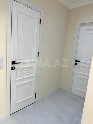 Satılır 4 otaqlı köhnə tikili 105 m², Xalqlar Dostluğu m., photo 15 from 22