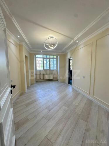 Satılır 4 otaqlı köhnə tikili 105 m², Xalqlar Dostluğu m., photo 5 from 22