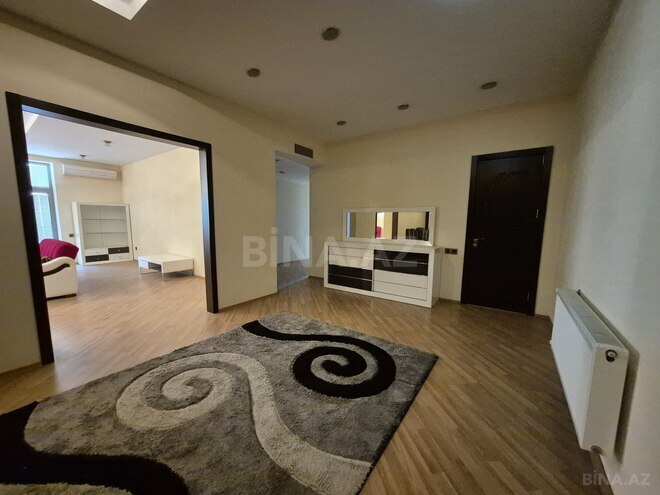 Сдаётся 4-комн. новостройка 200 м², м. Низами, photo 15 from 18