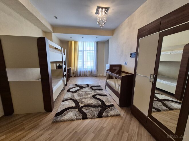 Сдаётся 4-комн. новостройка 200 м², м. Низами, photo 11 from 18