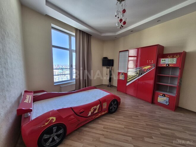 Сдаётся 4-комн. новостройка 200 м², м. Низами, photo 11 from 19