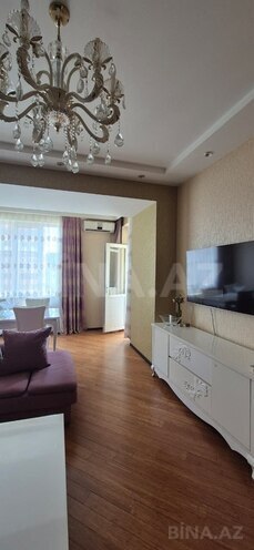Сдаётся 2-комн. новостройка 55 м², м. Низами, photo 1 from 12