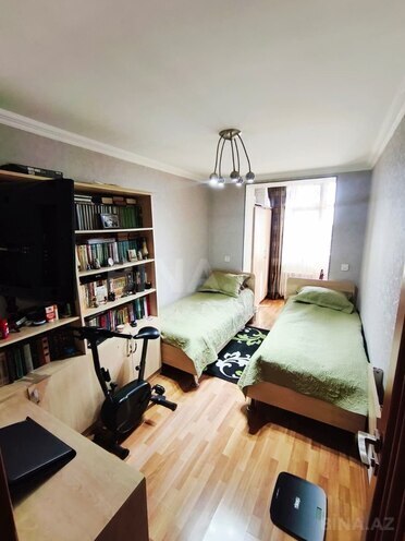 Satılır 3 otaqlı köhnə tikili 75 m², Elmlər Akademiyası m., photo 13 from 19