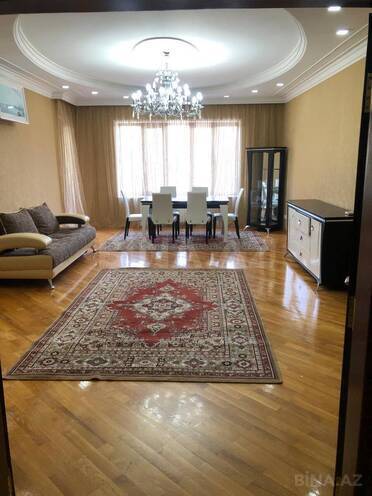 Сдаётся 4-комн. новостройка 170 м², м. Низами, photo 1 from 19