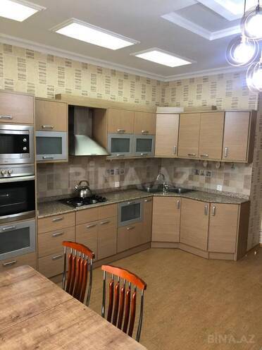 Сдаётся 4-комн. новостройка 170 м², м. Низами, photo 14 from 19
