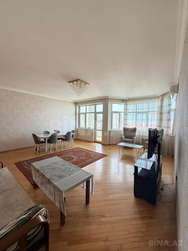 Сдаётся 3-комн. новостройка 160 м², м. 8 ноября, photo 1 from 10