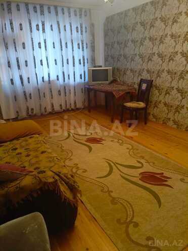 Satılır 3 otaqlı köhnə tikili 65 m², Həzi Aslanov m., photo 1 from 13