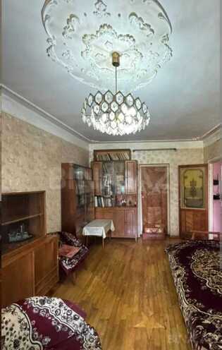 Satılır 3 otaqlı köhnə tikili 70 m², Elmlər Akademiyası m., photo 3 from 9