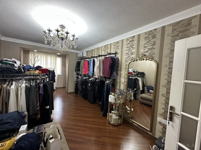 Satılır 3 otaqlı köhnə tikili 80 m², Xalqlar Dostluğu m., photo 3 from 17