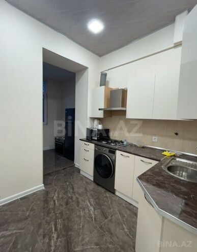 Продаётся 2-комн. вторичка 65 м², м. Низами, photo 7 from 14