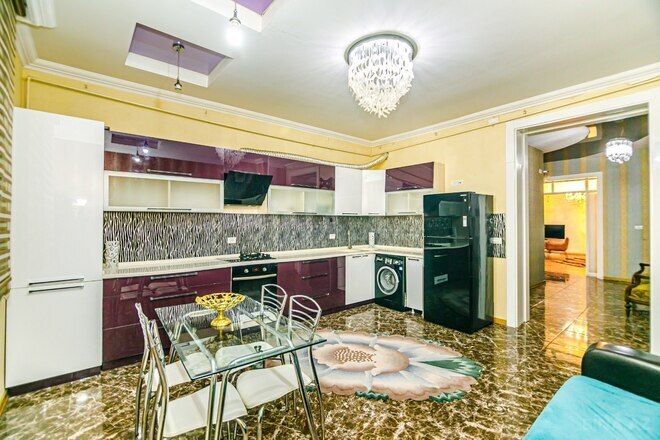 Сдаётся 4-комн. новостройка 200 м², м. Сахил, photo 6 from 30