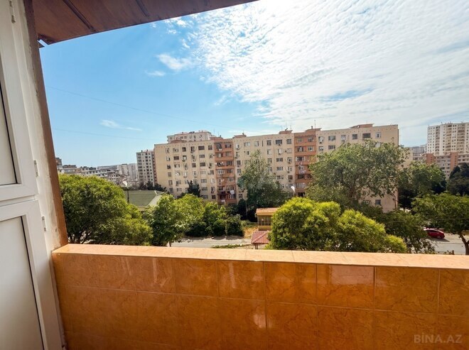 Продаётся 4-комн. вторичка 100 м², м. Ази Асланов, photo 19 from 21