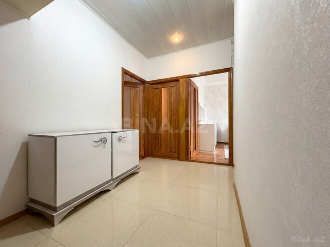 Продаётся 4-комн. вторичка 100 м², м. Ази Асланов, photo 11 from 21
