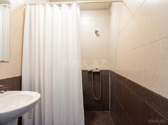 Продаётся 4-комн. вторичка 100 м², м. Ази Асланов, photo 12 from 21
