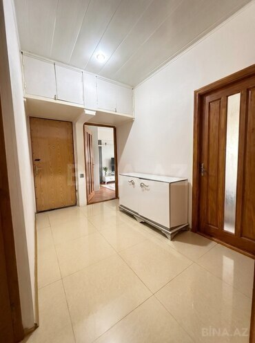Продаётся 4-комн. вторичка 100 м², м. Ази Асланов, photo 10 from 21