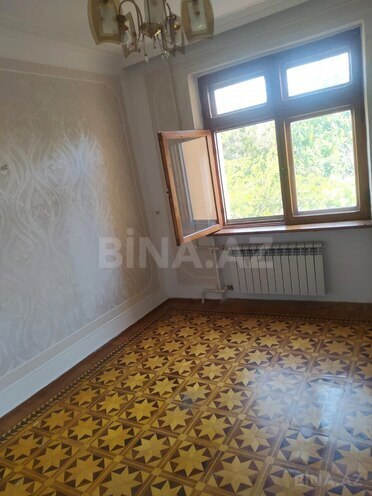 İcarəyə verilir 2 otaqlı köhnə tikili 65 m², Neftçilər m., photo 3 from 8