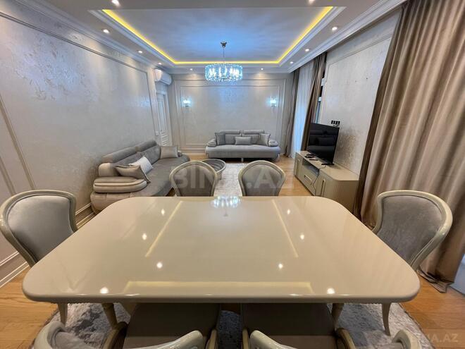 Сдаётся 3-комн. новостройка 145 м², м. 8 ноября, photo 7 from 32