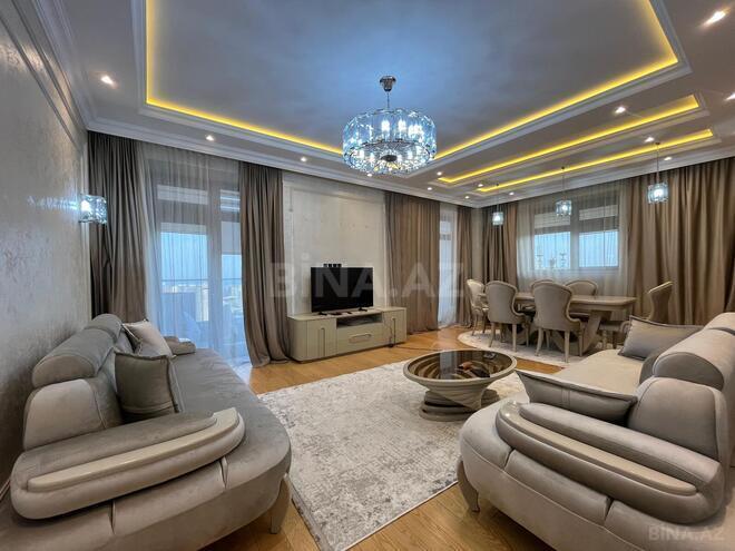 Сдаётся 3-комн. новостройка 145 м², м. 8 ноября, photo 5 from 32