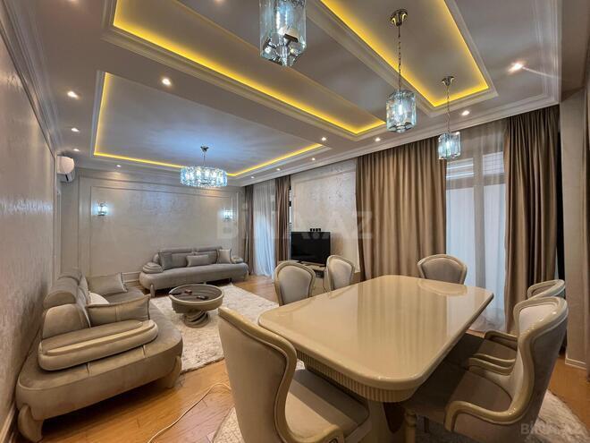 Сдаётся 3-комн. новостройка 145 м², м. 8 ноября, photo 8 from 32