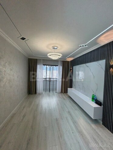 Продаётся 3-комн. вторичка 65 м², м. Ази Асланов, photo 1 from 16