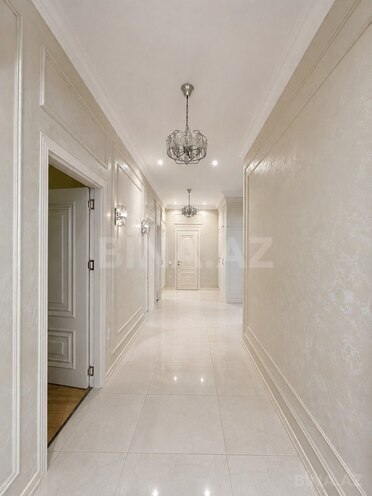 Сдаётся 3-комн. новостройка 145 м², м. 8 ноября, photo 23 from 32