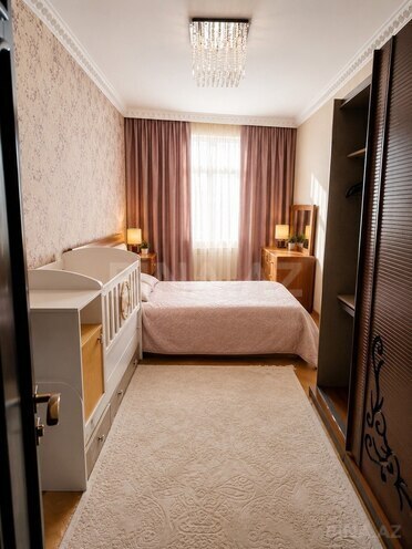 Сдаётся 2-комн. новостройка 68 м², м. Ази Асланов, photo 4 from 10