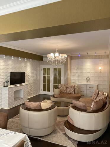 Сдаётся 3-комн. новостройка 114 м², м. Шах Исмаил Хатаи, photo 1 from 23