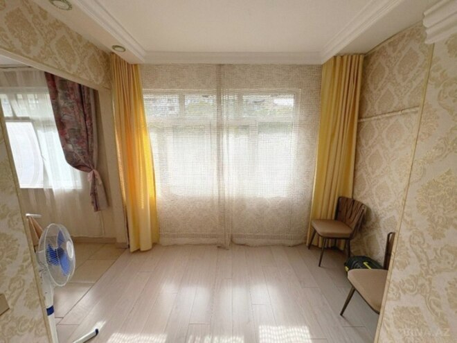 Satılır 2 otaqlı köhnə tikili 65 m², Nizami m., photo 5 from 14
