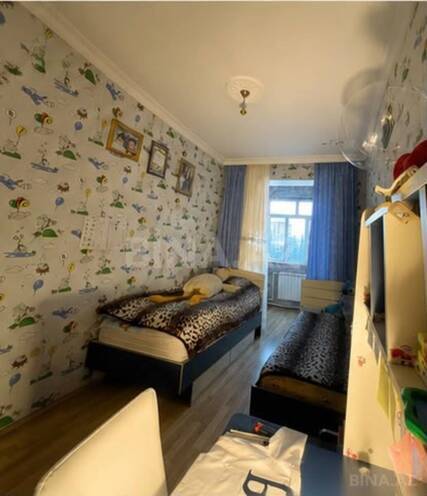 Satılır 4 otaqlı köhnə tikili 100 m², Xalqlar Dostluğu m., photo 8 from 11