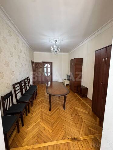 İcarəyə verilir 3 otaqlı köhnə tikili 100 m², 28 May m., photo 1 from 19
