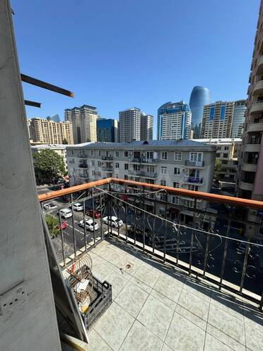 İcarəyə verilir 3 otaqlı köhnə tikili 100 m², 28 May m., photo 8 from 19