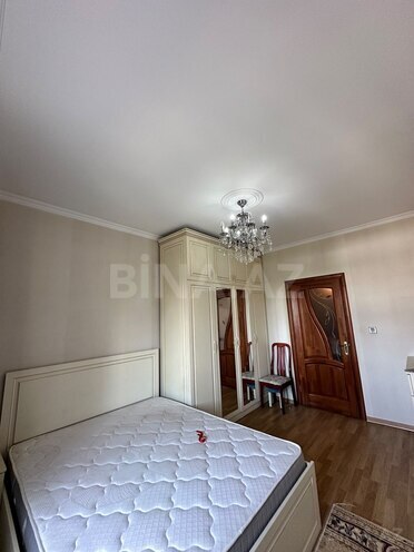 Satılır 3 otaqlı köhnə tikili 85 m², Xalqlar Dostluğu m., photo 4 from 14