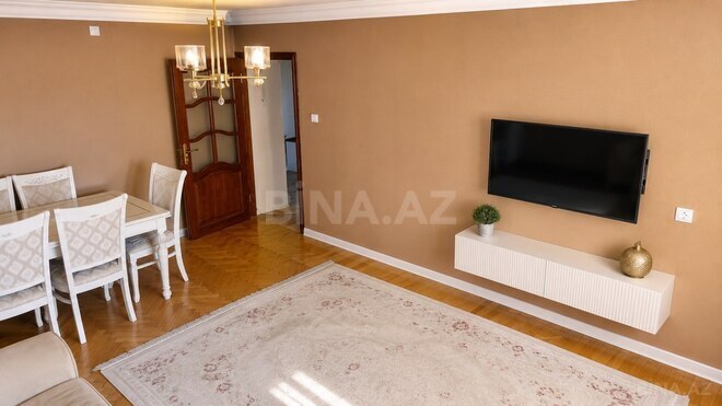 Satılır 2 otaqlı köhnə tikili 65 m², Neftçilər m., photo 4 from 11