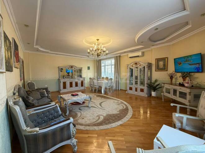 Сдаётся 3-комн. новостройка 180 м², м. Элмляр Академиясы, photo 3 from 18