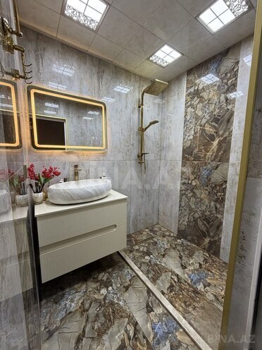 Продаётся 4-комн. вторичка 100 м², Хатаинский р., photo 17 from 19