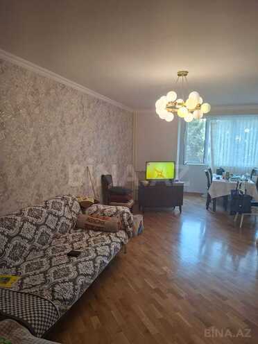 Продаётся 3-комн. вторичка 80 м², м. Нефтчиляр, photo 9 from 11