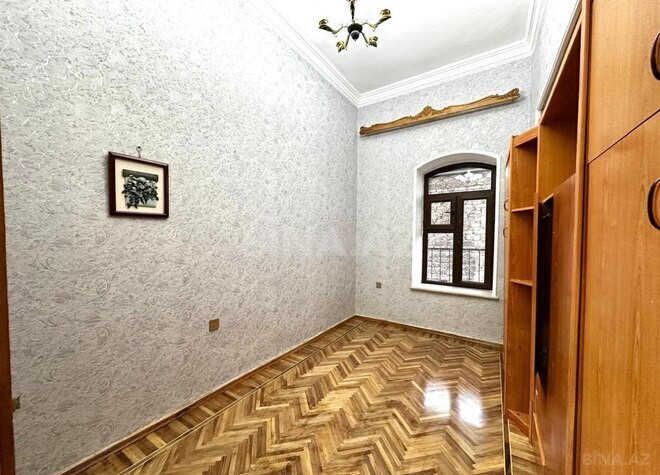 İcarəyə verilir 6 otaqlı köhnə tikili 250 m², Sahil m., photo 4 from 11