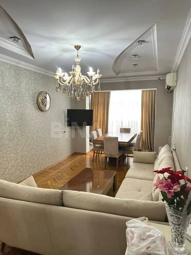 Satılır 3 otaqlı köhnə tikili 85 m², Azadlıq Prospekti m., photo 1 from 25