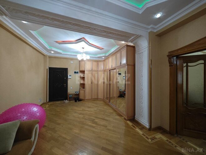 Сдаётся 3-комн. новостройка 150 м², Насиминский  р., photo 18 from 22