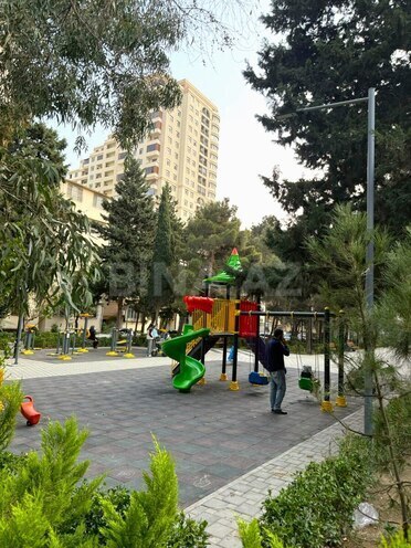 Satılır 2 otaqlı köhnə tikili 55 m², Bakıxanov q., photo 16 from 17