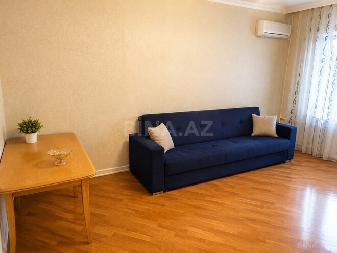 Сдаётся 3-комн. вторичка 90 м², м. Ази Асланов, photo 3 from 13