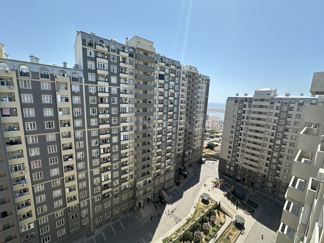 Продаётся 2-комн. новостройка 46 м², пос. Ени Гюнешли, photo 1 from 16