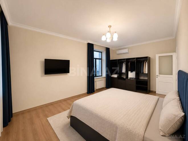 Сдаётся 3-комн. новостройка 152 м², м. Низами, photo 10 from 18